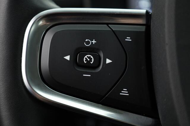 Volvo XC40 T4 Recharge Inscription Expression | Apple Carplay | Achterruitrijcamera | Stoel - stuurverwarm. | Elek. achterklep |