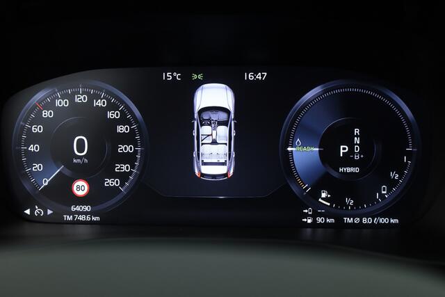 Volvo XC40 T4 Recharge Inscription Expression | Apple Carplay | Achterruitrijcamera | Stoel - stuurverwarm. | Elek. achterklep |