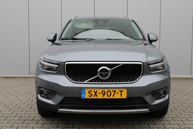 Volvo XC40 2.0 T5 AWD Intro Edition | Trekhaak | 360 graden camera | Panoramadak |