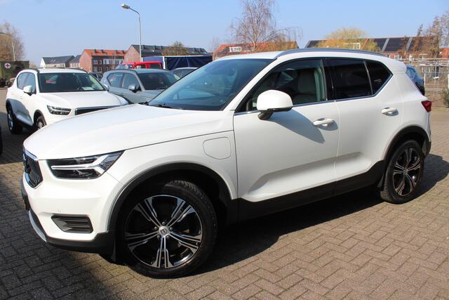 Volvo XC40 1.5 T5 Twin Engine Inscription Cam | Beige leder | Blis
