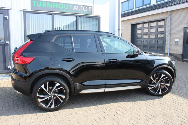 Volvo XC40 1.5 T2 R-Design Cam | 20 inch | Blis | Keyless