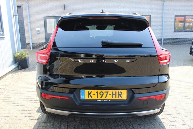 Volvo XC40 1.5 T2 R-Design Cam | 20 inch | Blis | Keyless