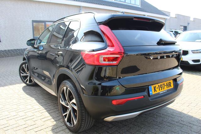 Volvo XC40 1.5 T2 R-Design Cam | 20 inch | Blis | Keyless