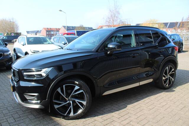Volvo XC40 1.5 T2 R-Design Cam | 20 inch | Blis | Keyless