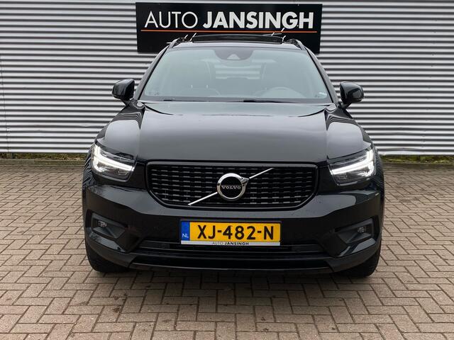 Volvo XC40 1.5 T3 R-Design met 82.282 km!! | Cruise | Climate | Schuif/kanteldak! | Trekhaak! | Navi | Ndl Auto | RIJKLAARPRIJS INCL 12 MAANDEN GARANTIE EN BEURT
