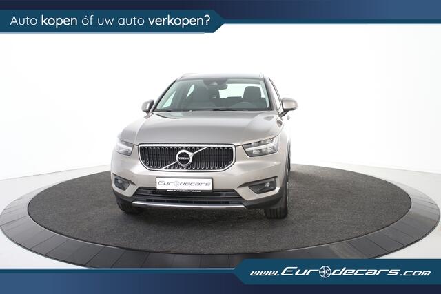 Volvo XC40 1.5 T3 Momentum Pro*1ste Eigenaar*Navigatie*Standkachel*Keyless