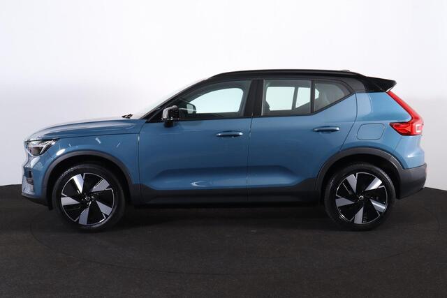 Volvo XC40 Extended Range Plus 82 kWh - IntelliSafe Assist & Surround - Verwarmde voorstoelen & stuur - Parkeersensoren voor & achter - Draadloze tel. lader - Warmtepomp - 19' LMV