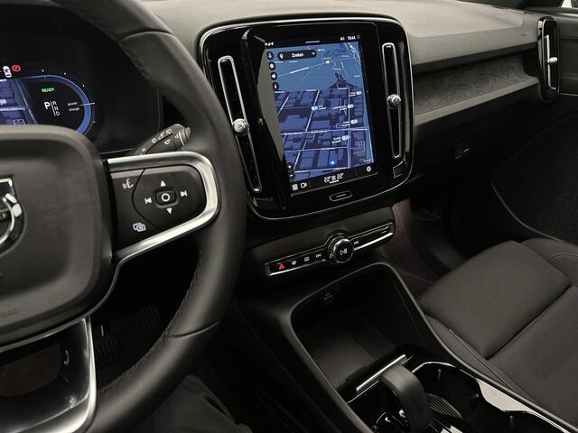 Volvo XC40 Recharge Core 70 kWh Limited | Parkeersensoren | Navigatie | Camera | LM velgen | Cruise Control |