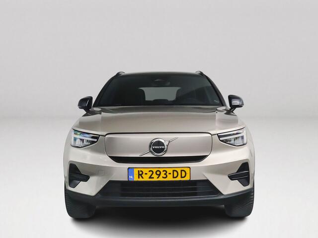 Volvo XC40 Recharge Plus 70 kWh | Parkeercamera | Stoel- en stuurverwarming | Trekhaak