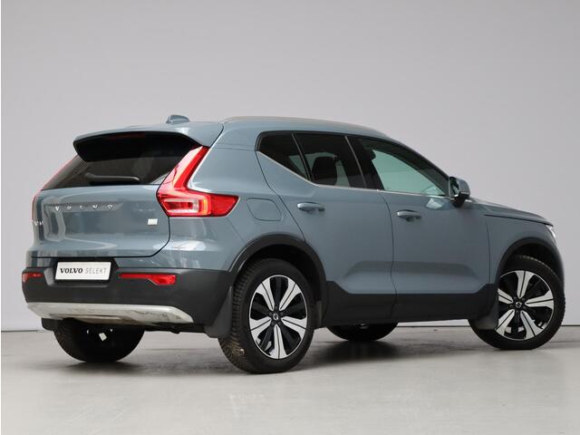 Volvo XC40 T5 Plug-in hybrid Ultimate Bright / Pan. dak / Harman Kardon / Stoel+stuur+achterbankverwarming / Elektr. bed. stoelen / Privacy glass