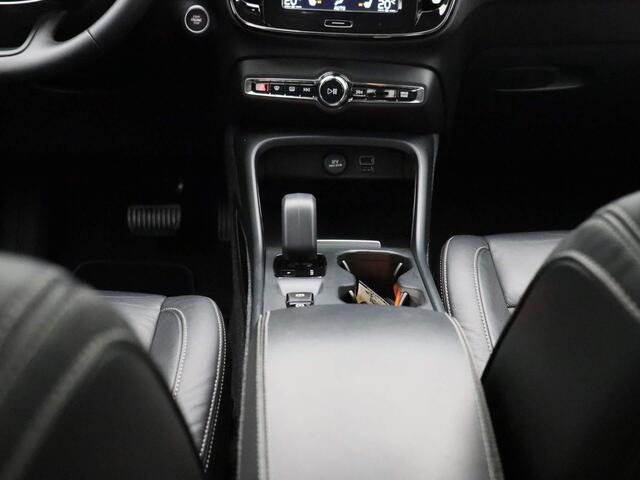 Volvo XC40 1.5 T5 Recharge R-Design | Automaat | Leder | Stoel/Stuur Verwarming | Camera | LMV | Climate control
