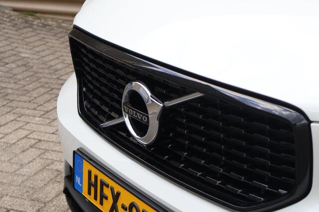 Volvo XC40 T5 Recharge R-Design | Panoramadak | Harman Kardon
