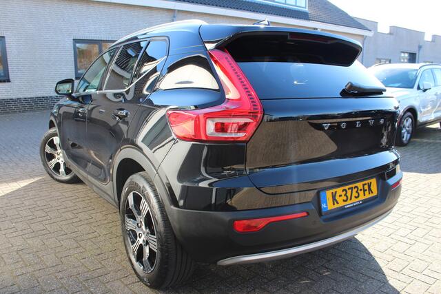 Volvo XC40 1.5 T2 Inscription Cam | Verwarmd stuur | Blis