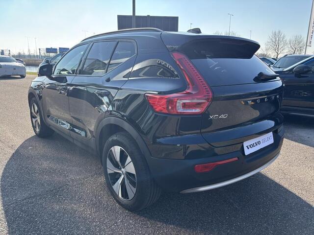 Volvo XC40 2.0 B3 Mild Hybrid Aut. Essential Park Assist voor