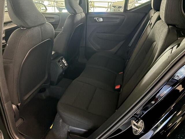 Volvo XC40 2.0 B3 Mild Hybrid Aut. Essential Park Assist voor