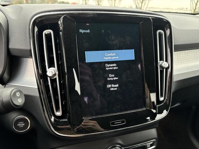 Volvo XC40 T2 Momentum + Business Pro ACC Leder Keyless