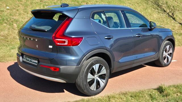 Volvo XC40 1.5 T4 Recharge Inscription Expression Elektrisch glazen panorama dak - Park Assist Pack - Winter Pack - Voorruit verwarming