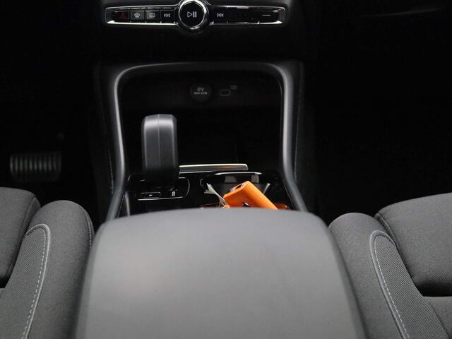Volvo XC40 Recharge Core | Navigatie | Climate Control | Camera | LED Verlichting