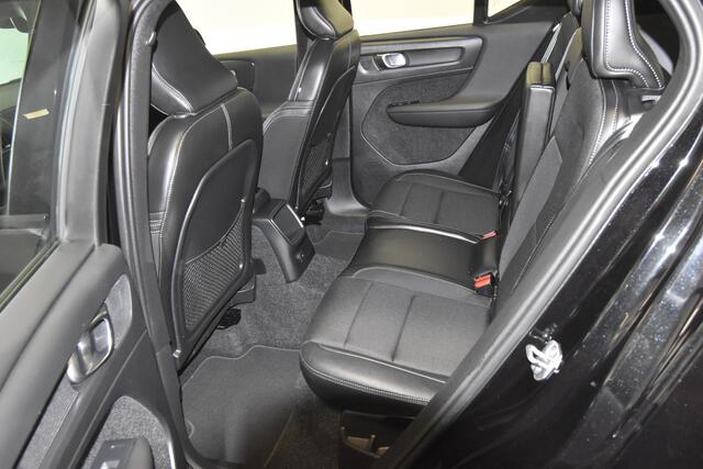 Volvo XC40 1.5 T5 Twin Engine Momentum Pro , NAVI , STOEL VERW , PDC V+A , A UITRIJ CAM ,