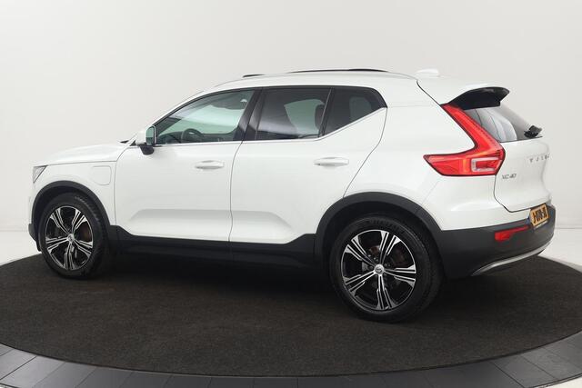Volvo XC40 1.5 T5 Recharge Business Pro | Panoramadak | Adaptive cruise | Carplay | Navigatie | Standkachel | Keyless | PDC | Getint glas | PHEV