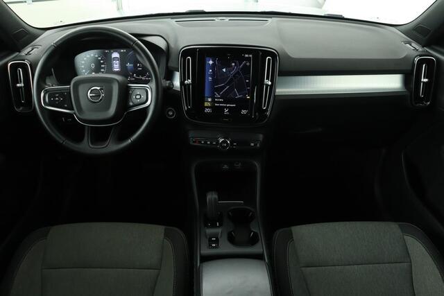 Volvo XC40 1.5 T5 Recharge Business Pro | Panoramadak | Adaptive cruise | Carplay | Navigatie | Standkachel | Keyless | PDC | Getint glas | PHEV