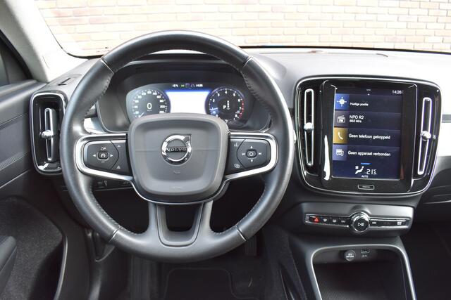 Volvo XC40 T3 163PK Automaat Momentum Pro