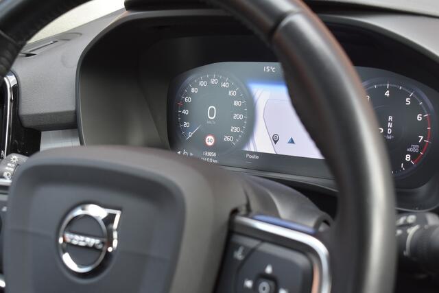 Volvo XC40 T3 163PK Automaat Momentum Pro