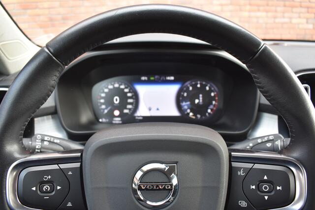 Volvo XC40 T3 163PK Automaat Momentum Pro