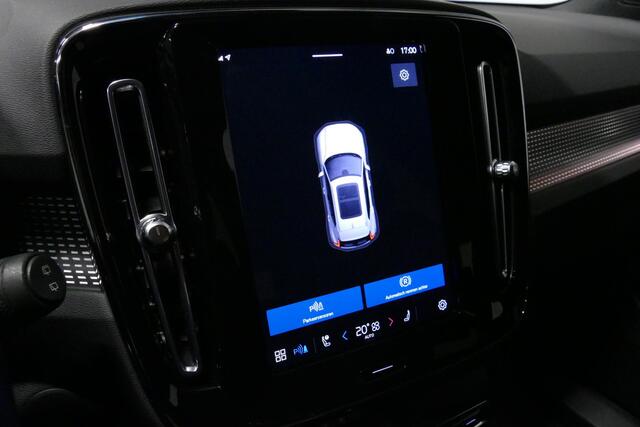 Volvo XC40 Recharge P8 AWD R-Design / Orig. Nederlands / Stoelverwarming / Apple Carplay - Andriod Auto / Stuurwiel verwarming / Ambienteverlichting / Leder/alcantara bekleding / High Performance Sound / Adaptive Cruise Control / Full LED / 19'' LMV / Grootlicht Ass