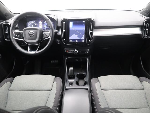Volvo XC40 1.5 T4 Recharge Business Pro | CAMERA | KEYLESS