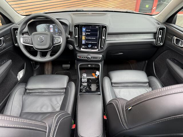 Volvo XC40 1.5 T5 Plug-in hybrid Ultimate Bright Panodak / Winterpack / H&K audio / Leder / Adpt Cruise enz