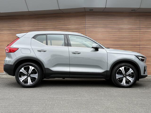 Volvo XC40 1.5 T5 Plug-in hybrid Ultimate Bright Panodak / Winterpack / H&K audio / Leder / Adpt Cruise enz