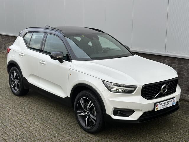 Volvo XC40 2.0 T4 AWD R-Design | Panoroma | 1. Eigenaar | Dealer onderhouden | Parelmoer Interesse, Proefrit? Bel of app met: 06-24 28 28 42