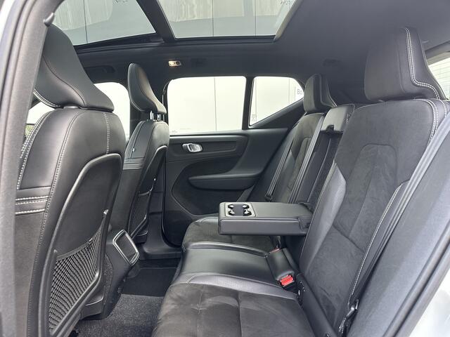 Volvo XC40 2.0 T4 AWD R-Design | Panoroma | 1. Eigenaar | Dealer onderhouden | Parelmoer Interesse, Proefrit? Bel of app met: 06-24 28 28 42