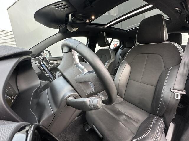 Volvo XC40 2.0 T4 AWD R-Design | Panoroma | 1. Eigenaar | Dealer onderhouden | Parelmoer Interesse, Proefrit? Bel of app met: 06-24 28 28 42