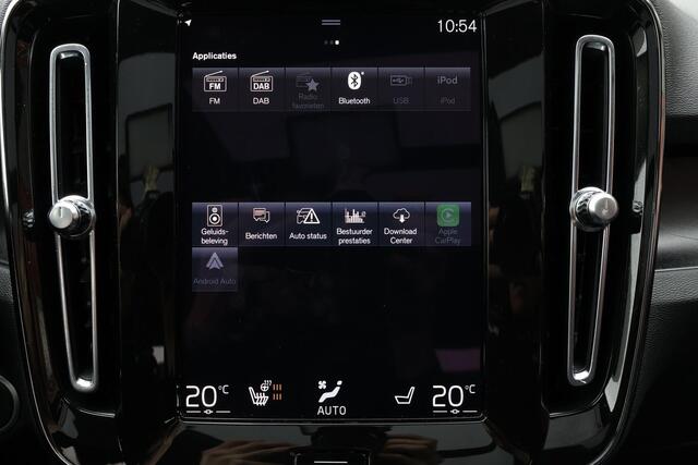 Volvo XC40 T5 Recharge Ultimate Bright - Panorama/schuifdak - IntelliSafe Assist - 360º Camera - Verwarmde voorstoelen, stuur & achterbank - Parkeersensoren voor & achter - Elektr. bedienb. voorstoelen met geheugen links - Draadloze tel. lader - Extra getint glas - 