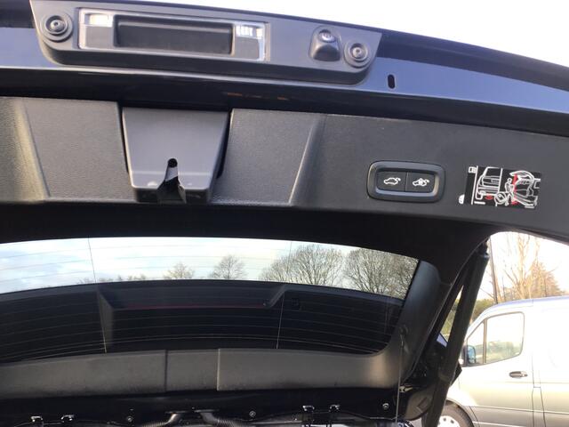 Volvo XC40 1.5 T5 Recharge R-Design Bj2022 panoramadak btw apk april 2026