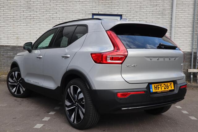 Volvo XC40 2.0 B4 Plus Dark | Schuif/Kanteldak | H&K Audio | 20" velgen |