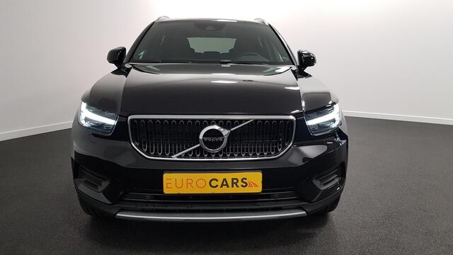 Volvo XC40 1.5 T3 163pk Automaat Navigatie Climate Control Stoelverwarming Lichtmetalen Velgen Apple Carplay Extra Getint glas