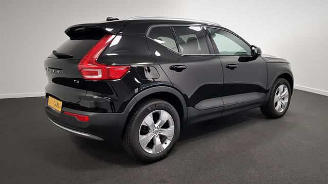 Volvo XC40 1.5 T3 163pk Automaat Navigatie Climate Control Stoelverwarming Lichtmetalen Velgen Apple Carplay Extra Getint glas