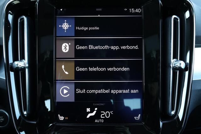Volvo XC40 T3 Momentum Pro - Verwarmde voorstoelen - Parkeersensoren achter - Volvo On Call - Cruise control - Navigatie - 18' LMV