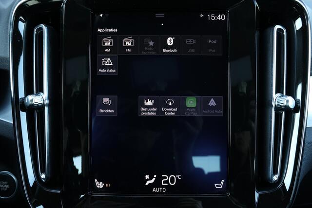 Volvo XC40 T3 Momentum Pro - Verwarmde voorstoelen - Parkeersensoren achter - Volvo On Call - Cruise control - Navigatie - 18' LMV