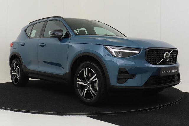 Volvo XC40 B4 (M-HYBRID) PLUS DARK -CAMERA|ADAP.CRUISE|VERW.VOORRUIT|TREKHAAK|HARMAN/KARDON