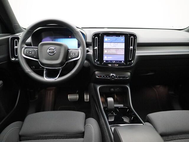 Volvo XC40 Recharge Plus | NAVIGATIE | STOELVERWARMING | CLIMATE CONTROL | LED KOPLAMPEN | SPORTSTOELEN | ADAPTIVE CRUISE CONTROL | ELEKTRISCHE ACHTERKLEP | APPLE CARPLAY / ANDROID AUTO | ACHTERUITRIJCAMERA | STUURWIEL VERWARMD |
