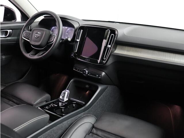 Volvo XC40 T4 Recharge Inscription / Trekhaak / Leder / Stoel + stuur verwarmd / Adapt. cruise / Camera achter /