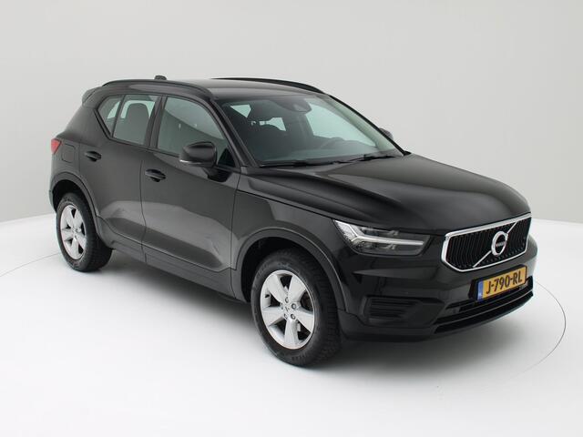 Volvo XC40 1.5 T2 Momentum Core NAVI./Trekh.