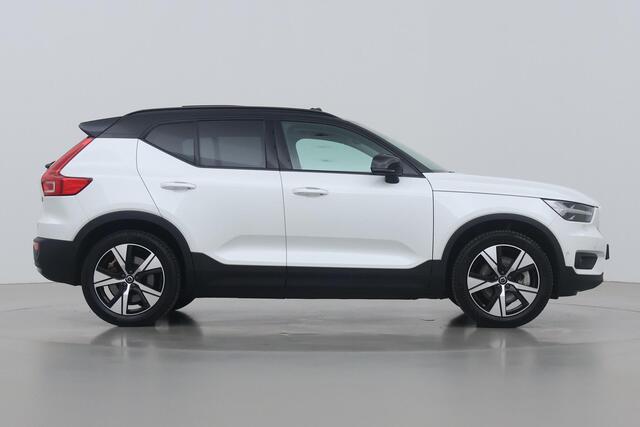 Volvo XC40 Recharge Pro | Incl. BTW | Panoramadak | Trekhaak | ACC | 360° Camera | harman/kardon