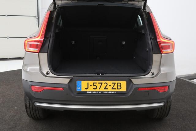 Volvo XC40 1.5 T2 Business Pro | Adaptive cruise | Stoel & stuurverwarming | Carplay | Camera | Navigatie | Full LED | Dodehoek detectie | Keyless | Climate control | PDC | Bluetooth