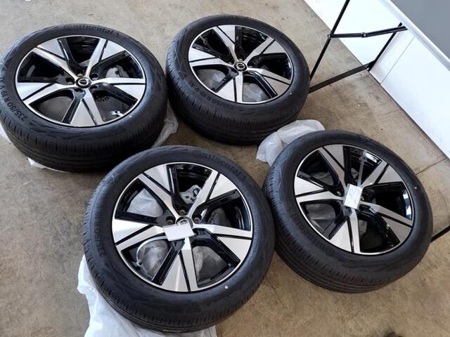Volvo XC40 1.5 T5 Recharge R-Design incl. BOVAG garantie