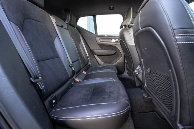 Volvo XC40 2.0 T4 R-Design Automaat - All in rijklaarprijs | Dealer ond. | Wegkl. trekhaak | 12 mnd Bovag